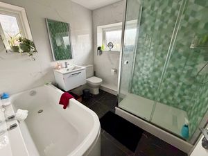 Bathroom- click for photo gallery